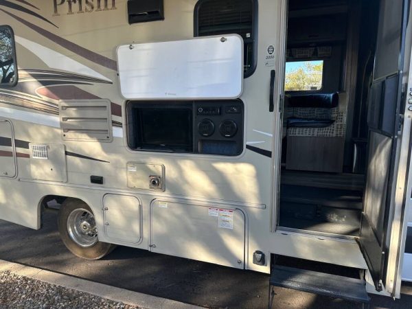 2016 Coachmen PRISM 2150 LE - Image 2