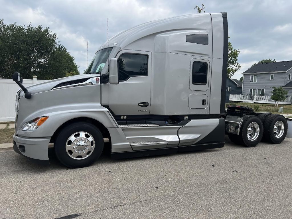 2023 Kenworth T680 Nationwide Auctions