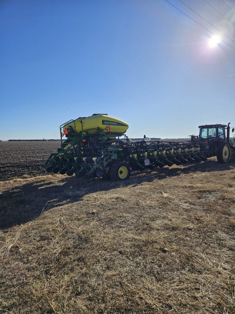 2011 John Deere DB 60 Planter – Nationwide Auctions